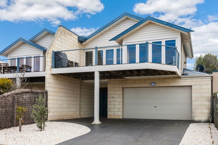 Esplanade Frontage 219a | Sea Views Steps to the beach
