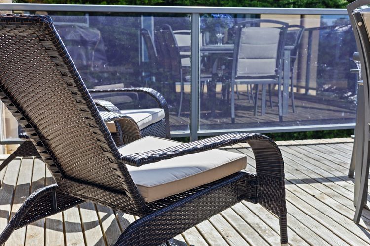 Beach Road Retreat | Pet Friendly Walk to Beach