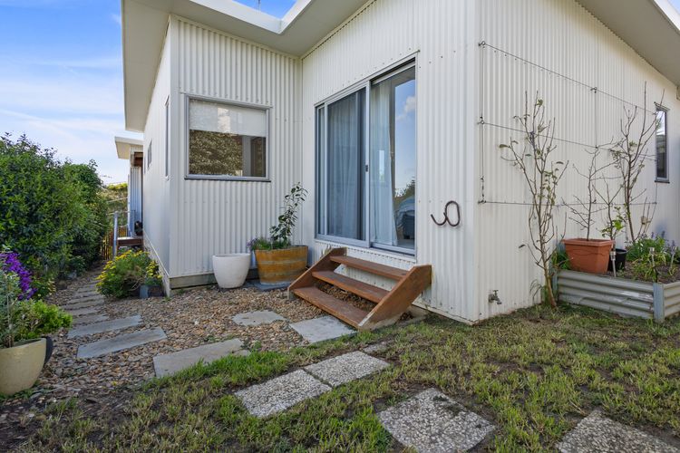 Rocklea Coastal Calm | Pet Friendly Spacious Entertainer