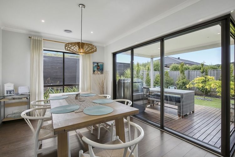 Mannagum Mt Duneed 59