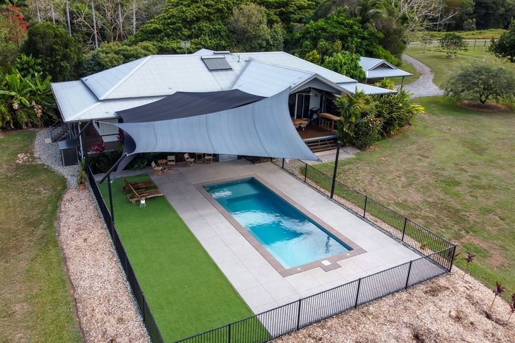 Port Douglas Valley Magic