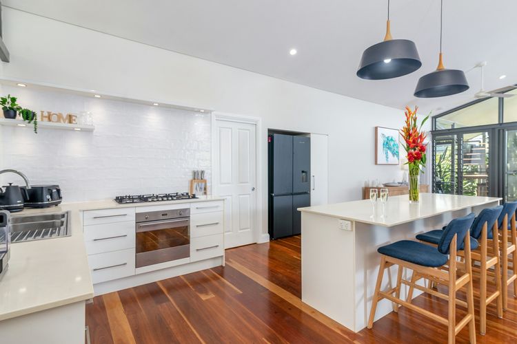 Port Douglas Valley Magic