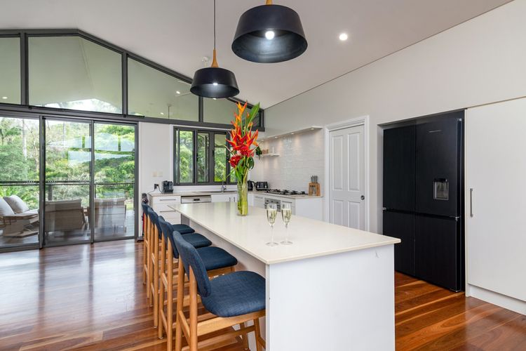 Port Douglas Valley Magic