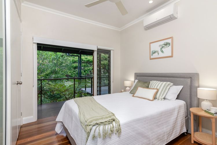 Port Douglas Valley Magic