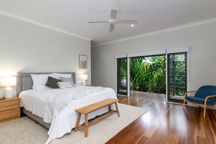 Port Douglas Valley Magic