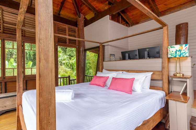 The Daintree Treehouse