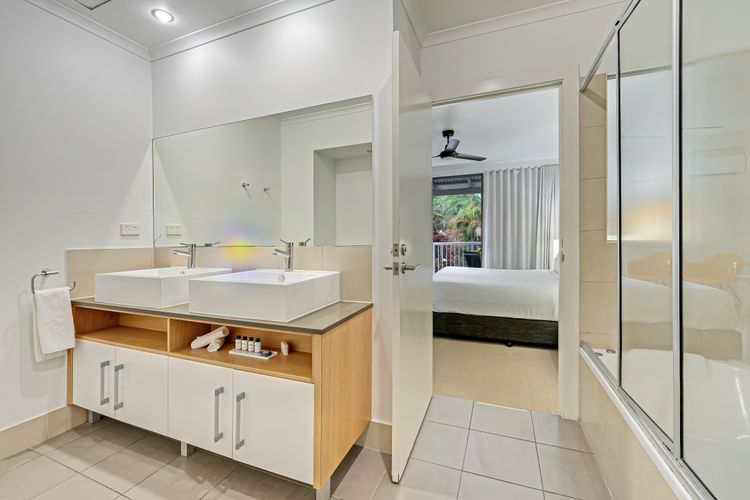 1104 Oaks Resort – King Suite