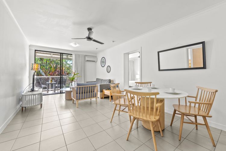 1104 Oaks Resort – King Suite