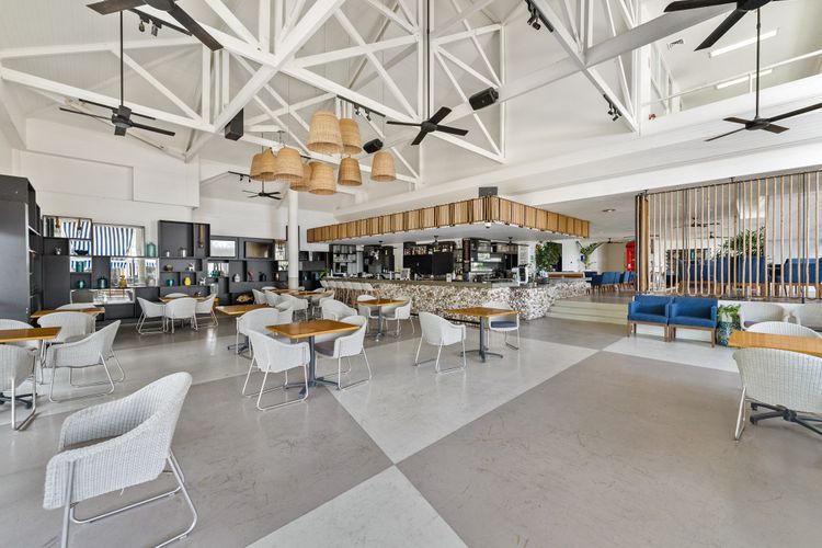 1105 Oaks Resort – Hotel Room