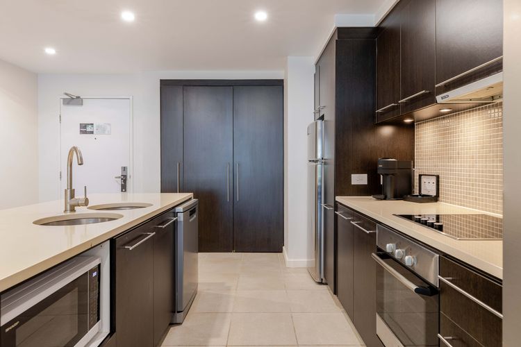 103 Temple By The Sea