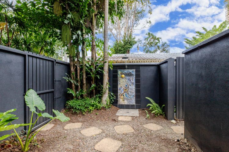 Mistral Tropical Beach House