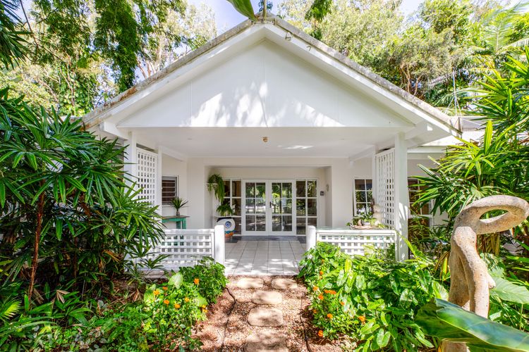 Mistral Tropical Beach House