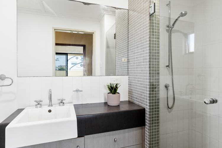 Villa Sangiovese – Unit One – 1/2 Heath Street