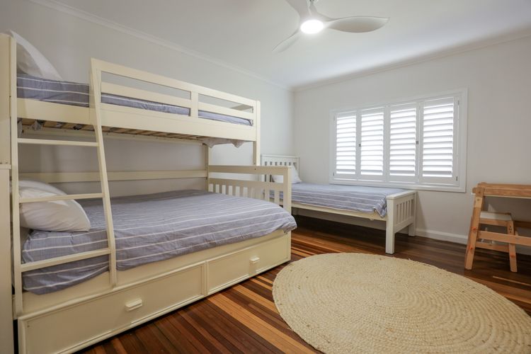 Bungalow Blue – 8 Illawong Lane