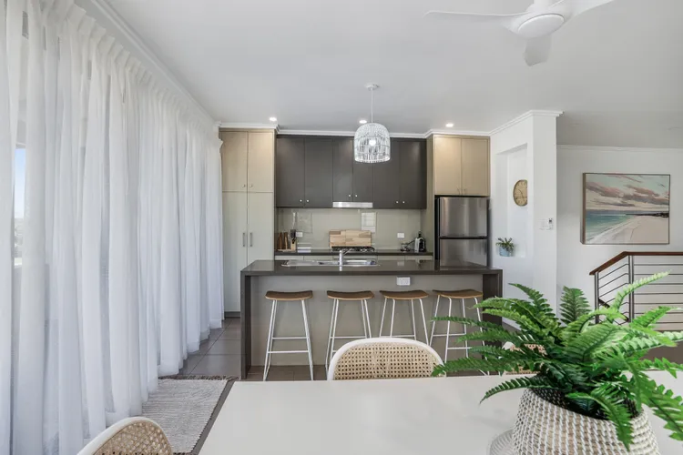 Villa Sangiovese – Unit Two – 2/2 Heath Street