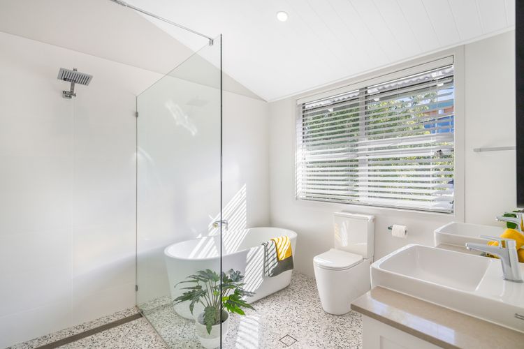 Harbour View – 5 McDonald Place