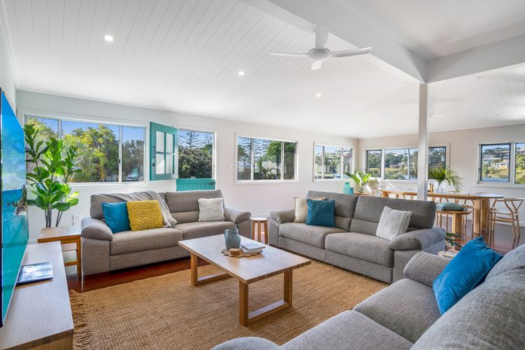 Harbour View – 5 McDonald Place