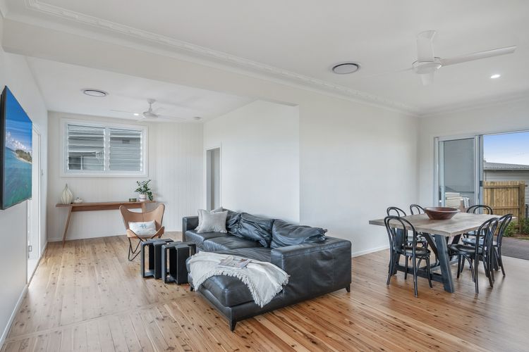 Cedar Retreat – 19 Cedar Street