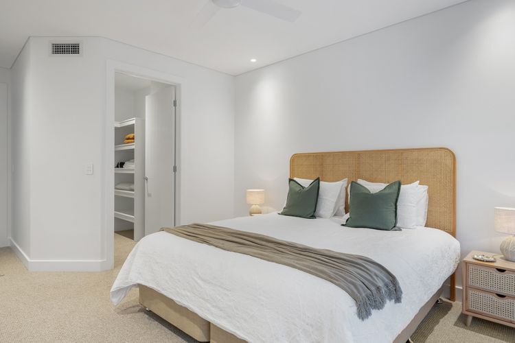 Mooncoin on Yarran – 2/12 Yarran Street