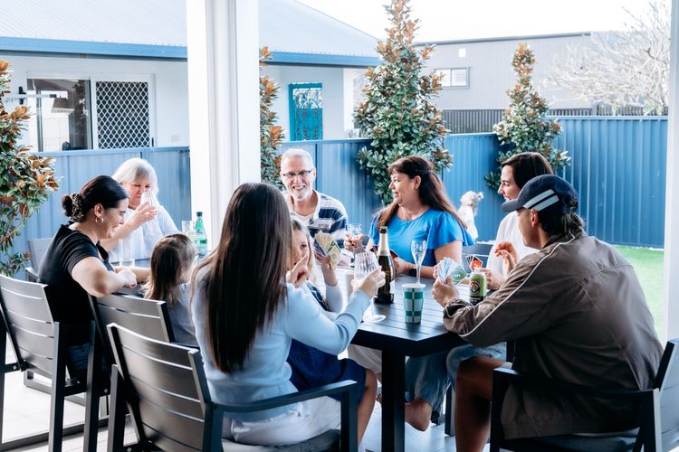 Mooncoin on Yarran – 2/12 Yarran Street