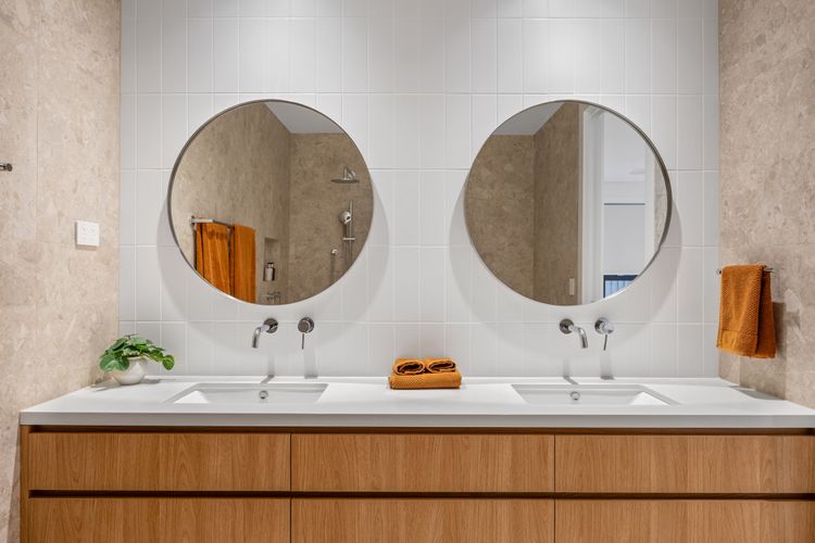 Mooncoin on Yarran – 2/12 Yarran Street