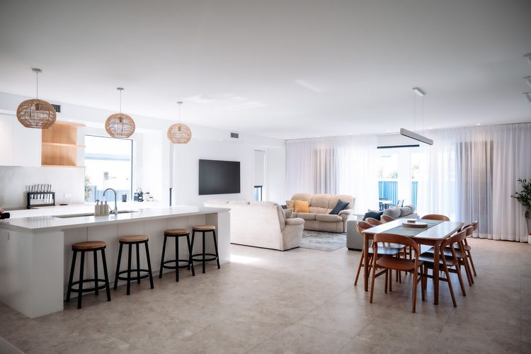 Mooncoin on Yarran – 2/12 Yarran Street