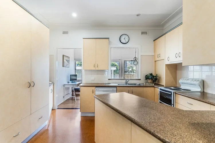 Selah – 36 Woodburn Street