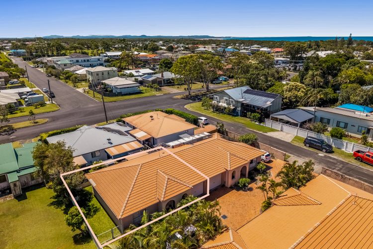 Waratah Retreat – 2/4 Waratah Lane