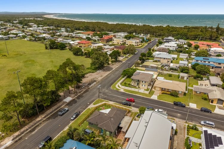 Seashells – 47 Park Street