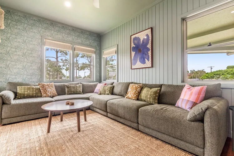 Seashells – 47 Park Street