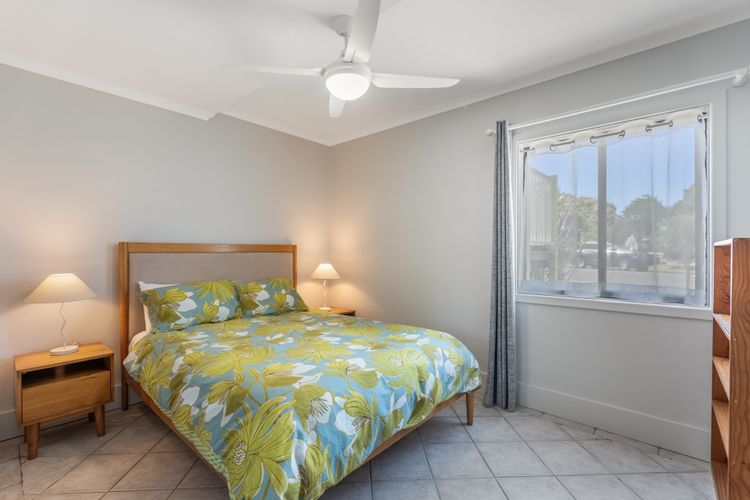 SunnySide Down – 2/3 McDonald Place