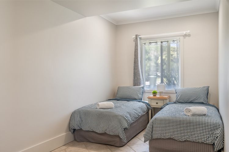 SunnySide – 3 McDonald Place