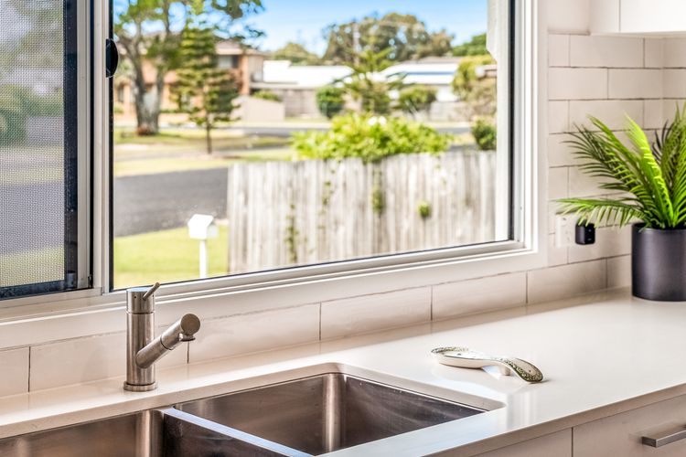 Salt on Cedar – 17 Cedar Street