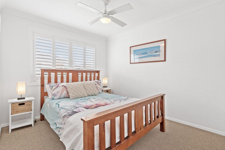 Ocean Song – 2/41 Park Street