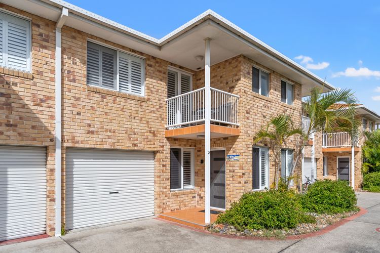 Ocean Song – 2/41 Park Street