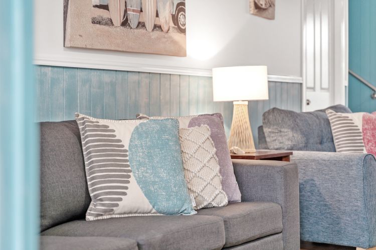 Ocean Song – 2/41 Park Street