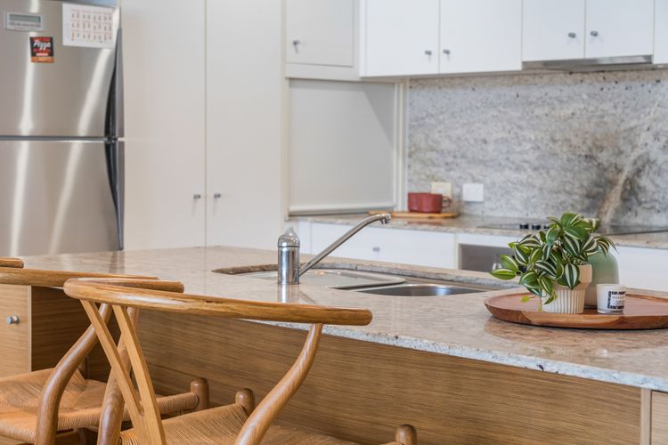 Malibu Apartments Unit 2 – 5 Oak Street