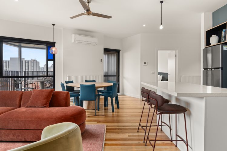 Hawke & Hide Designer 3BR Balcony Retreat