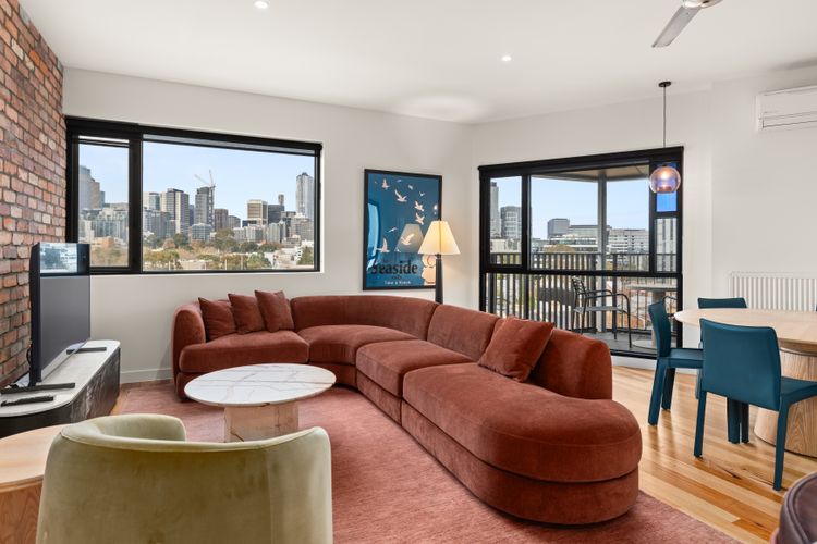 Hawke & Hide Designer 3BR Balcony Retreat