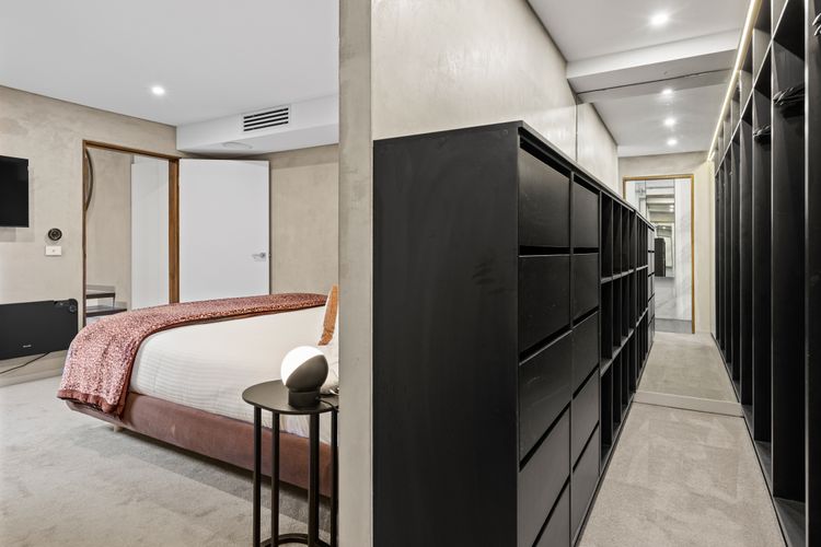 Corten Haus South Urban Retreat