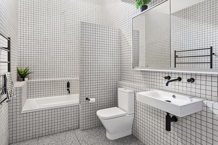 Main Bathroom