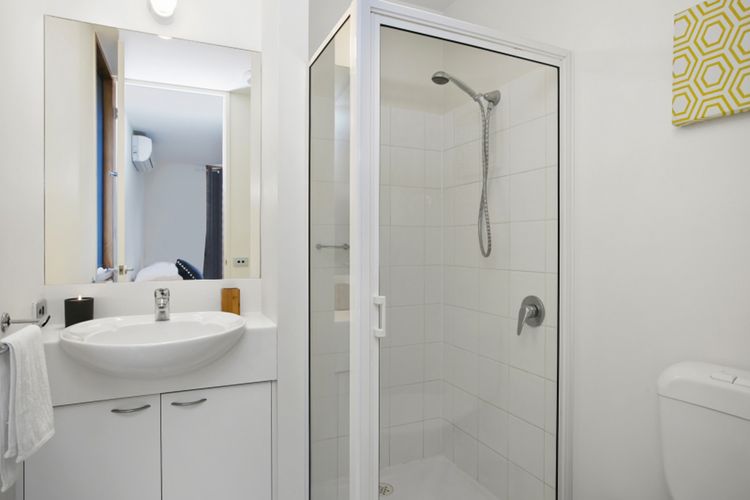 Waves at Back Beach 1