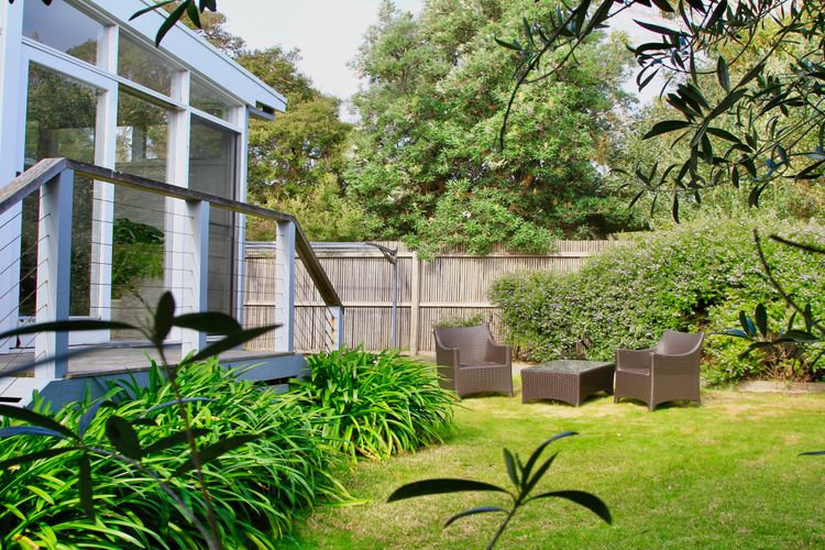 The Deckhouse at Lonnie