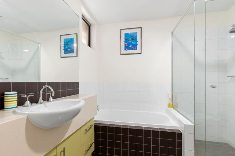 Beach House at Lonnie