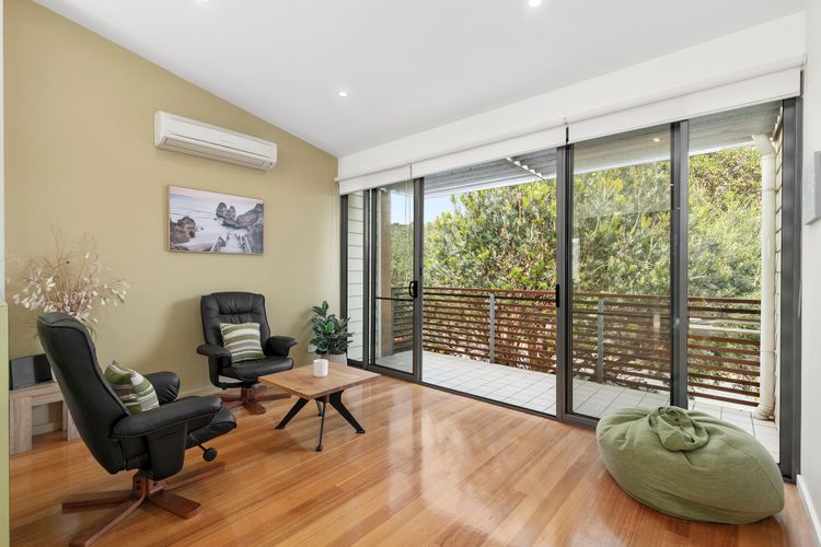 Beach House at Lonnie