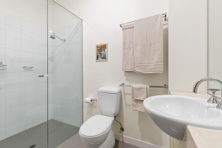 Beach House at Lonnie