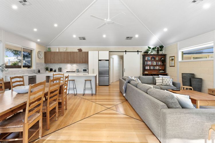 Alexander in Old Lonnie