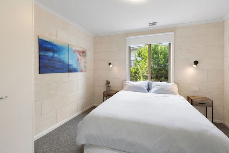 Alexander in Old Lonnie