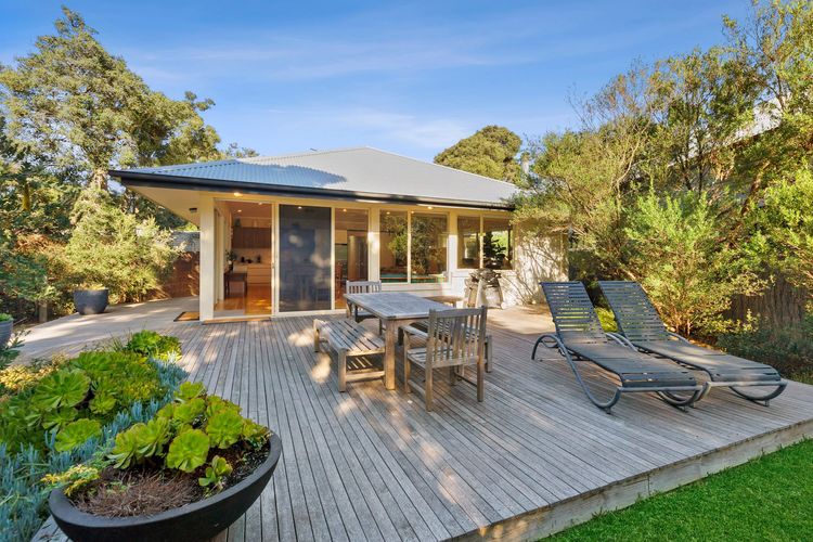 Alexander in Old Lonnie