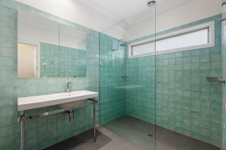 Old Lonsdale Classic on Kirk